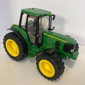 Ertl Britains 1/16 John Deere 7330 Premium Plastic Tractor Sounds Lights Green